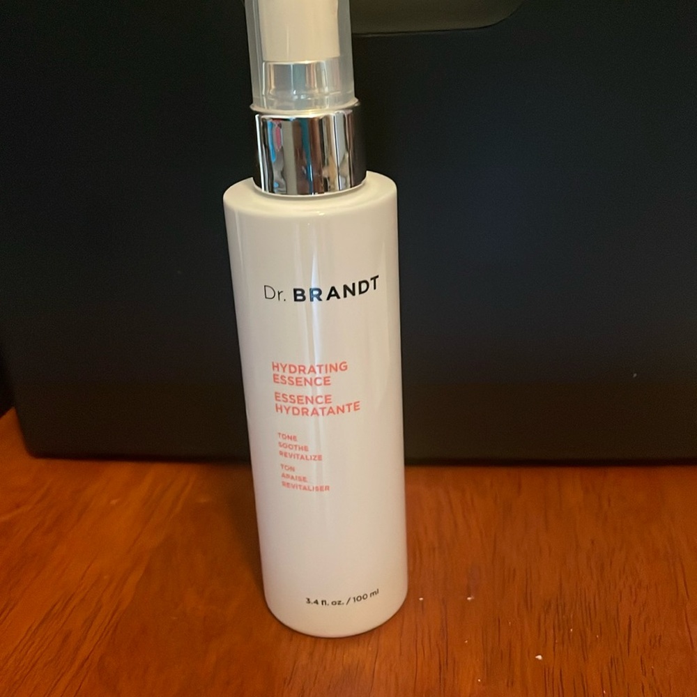 Dr. Brandt Hydrating Essence Spray